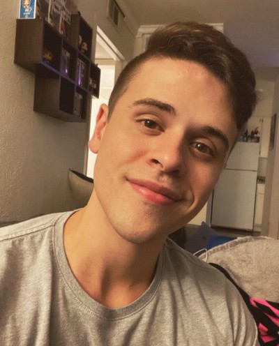 Novinho Hot