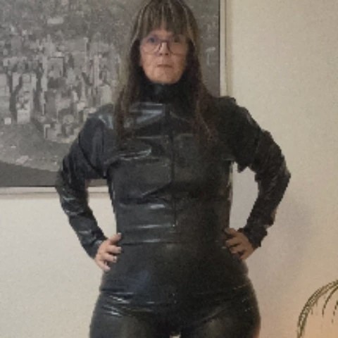 DomLadyMia