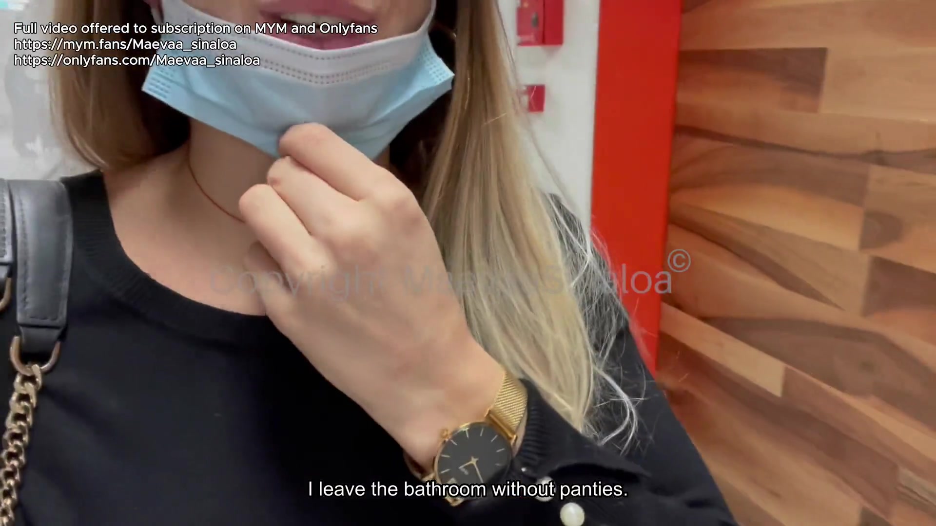 STRANGER CHALLENGE - I ask a stranger to fuck me in the toilets of the Paris airport