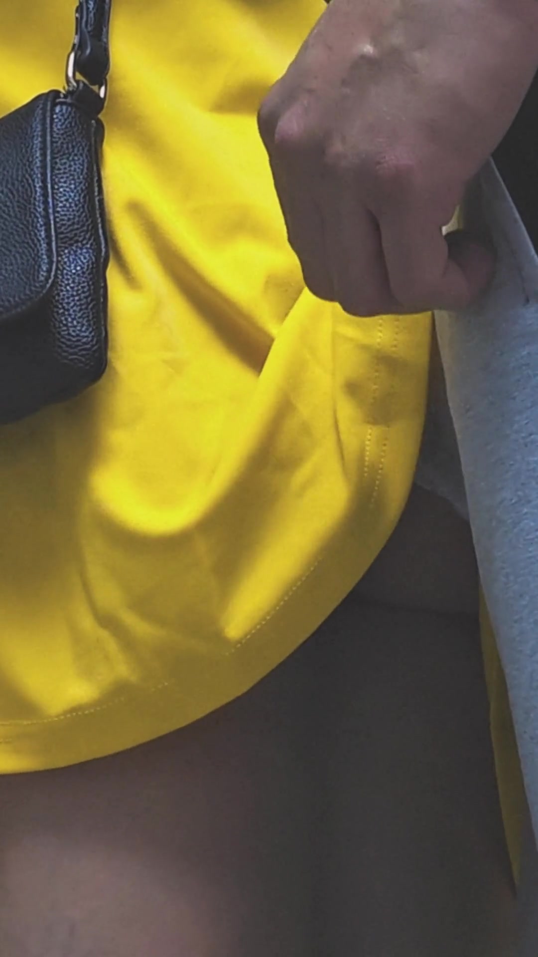 Girl Caught In Public Bus While She Stroking Stranger's Cock Until Ejaculation