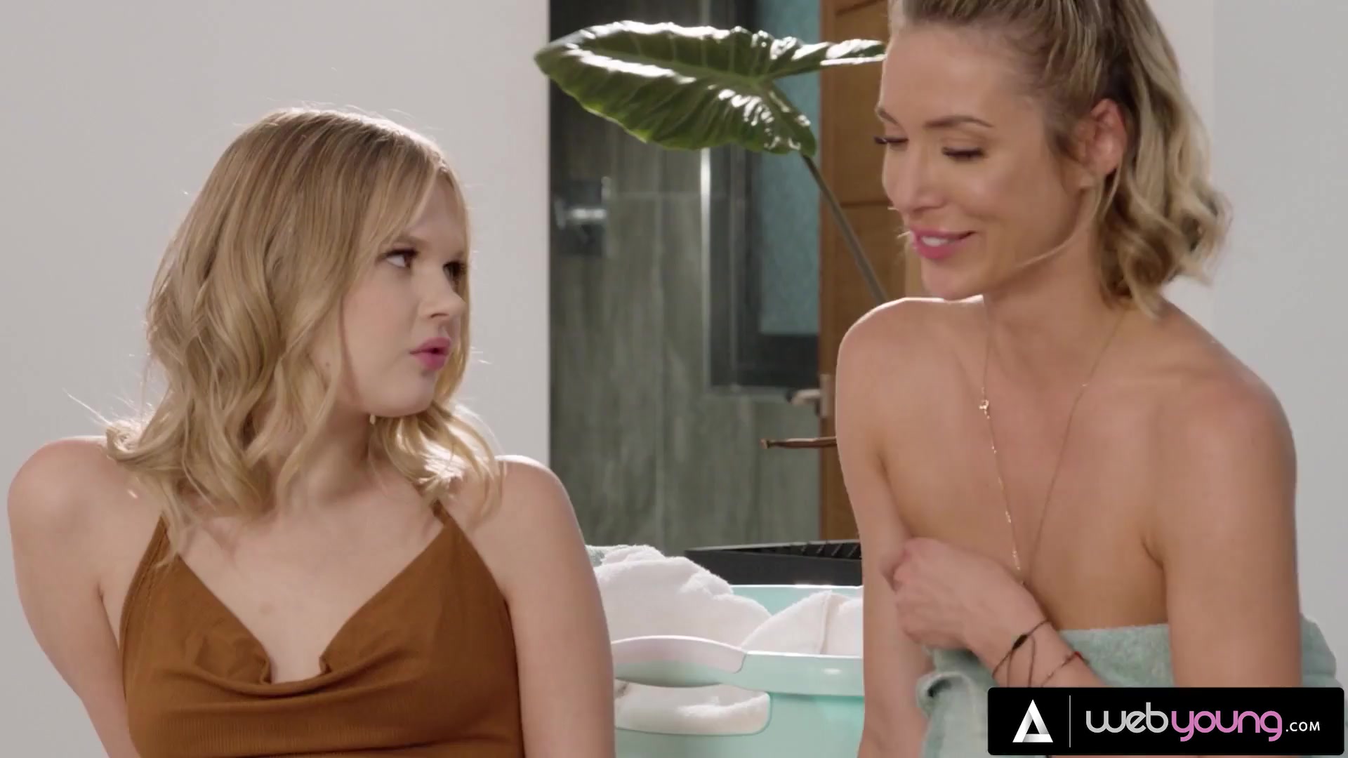 Bored Petite Blonde Coco Lovelock Passionately Fucks Her Bestie While Waiting For The Laundry
