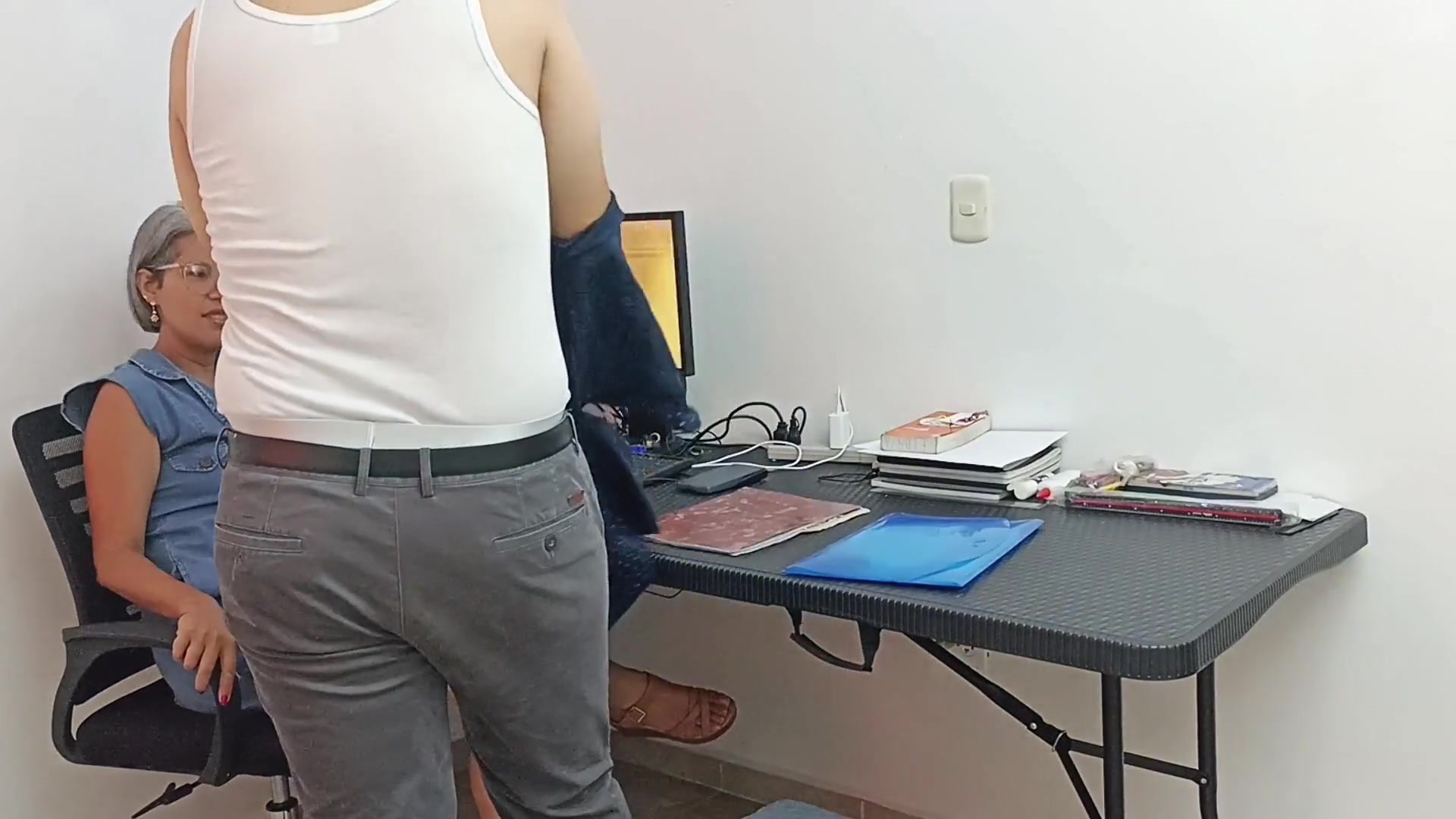 Conducting interviews, and the last one was the best with calvohot70, I couldn't resist. Spanish porn.