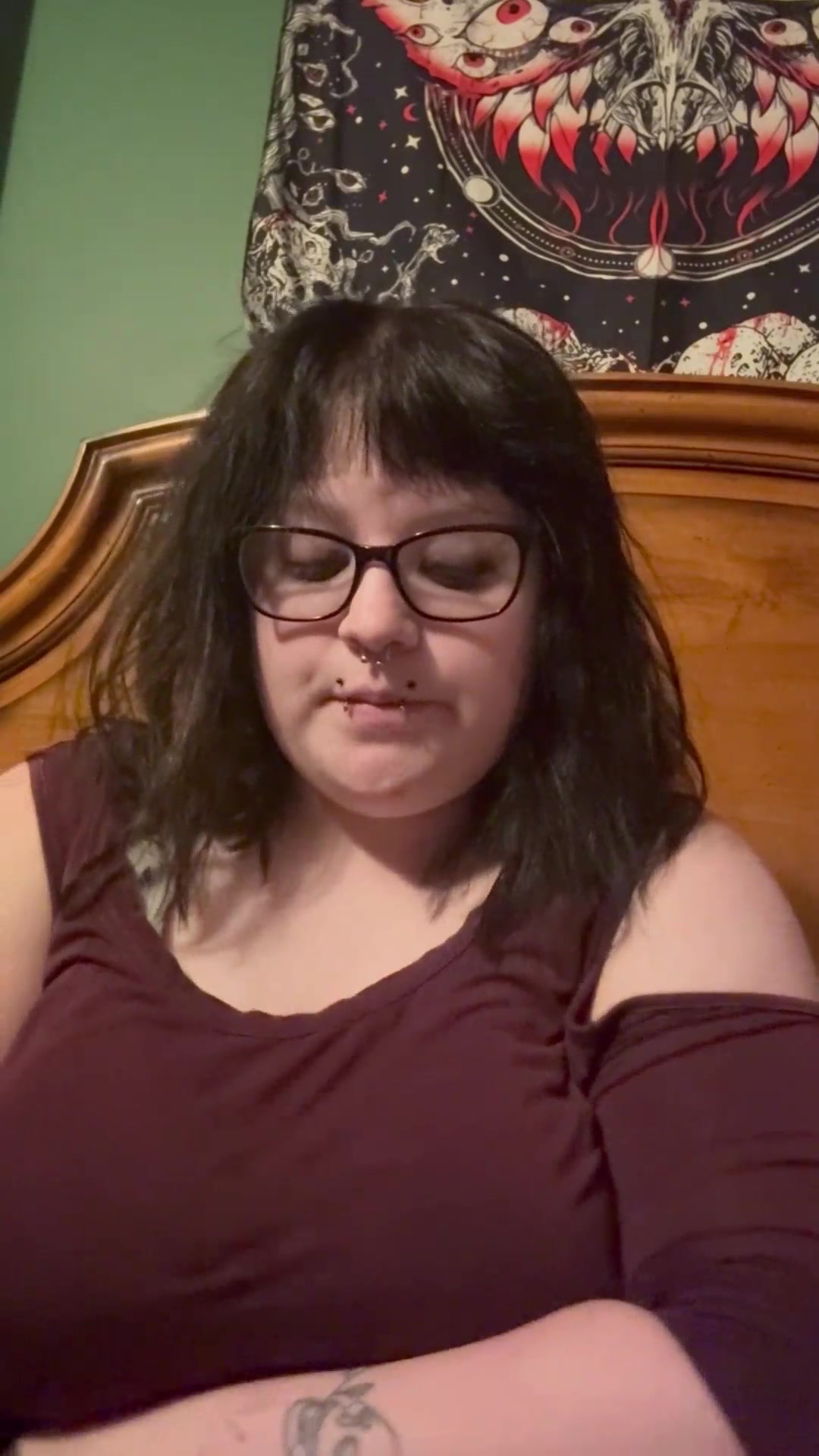stoner nerdy goth shyly shows off her titties!