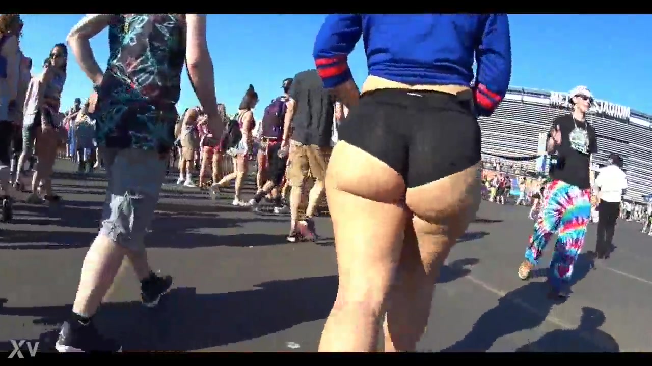 public ass