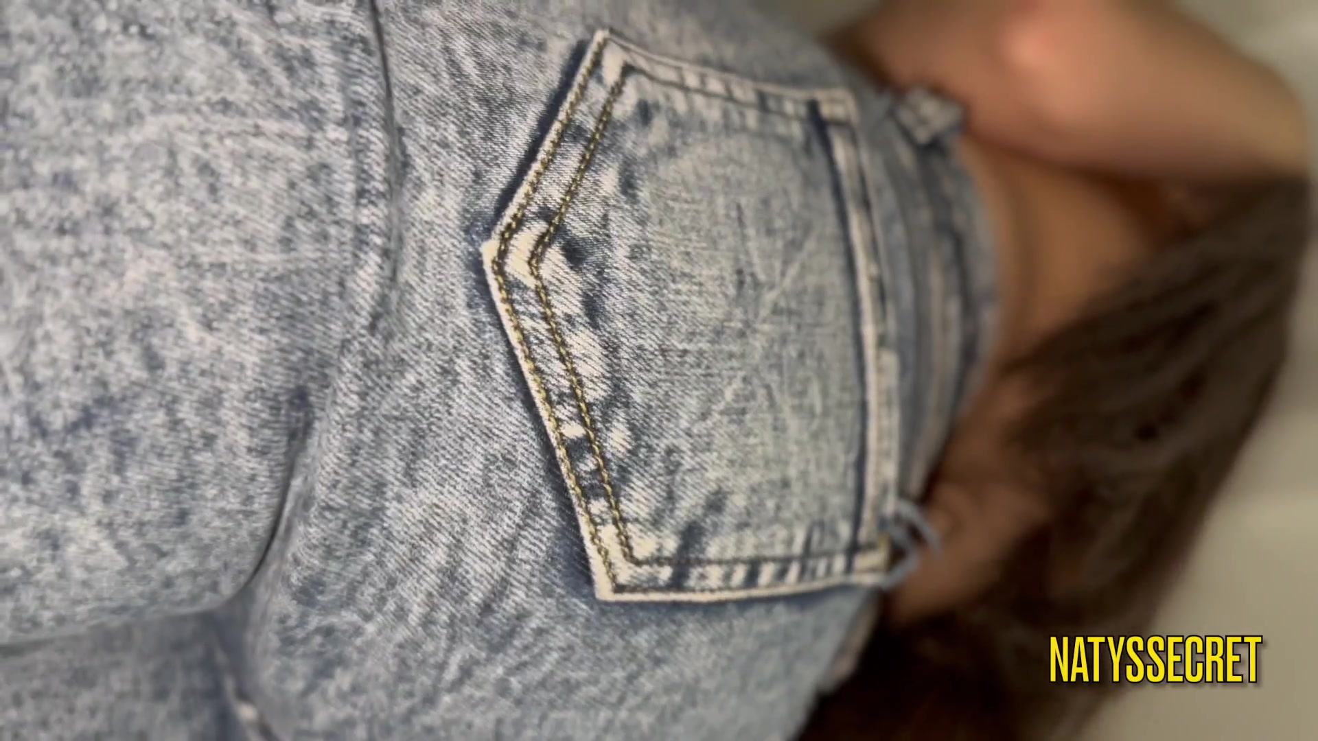 Amateur Casting Horny Stepdaughter Decides to Fuck on Camera for the First Time
