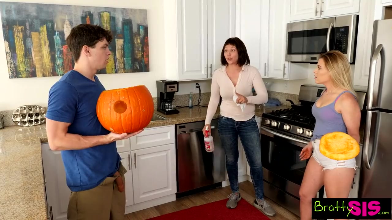 step Brother Fucks step Sister Right Next To ! S3:E11