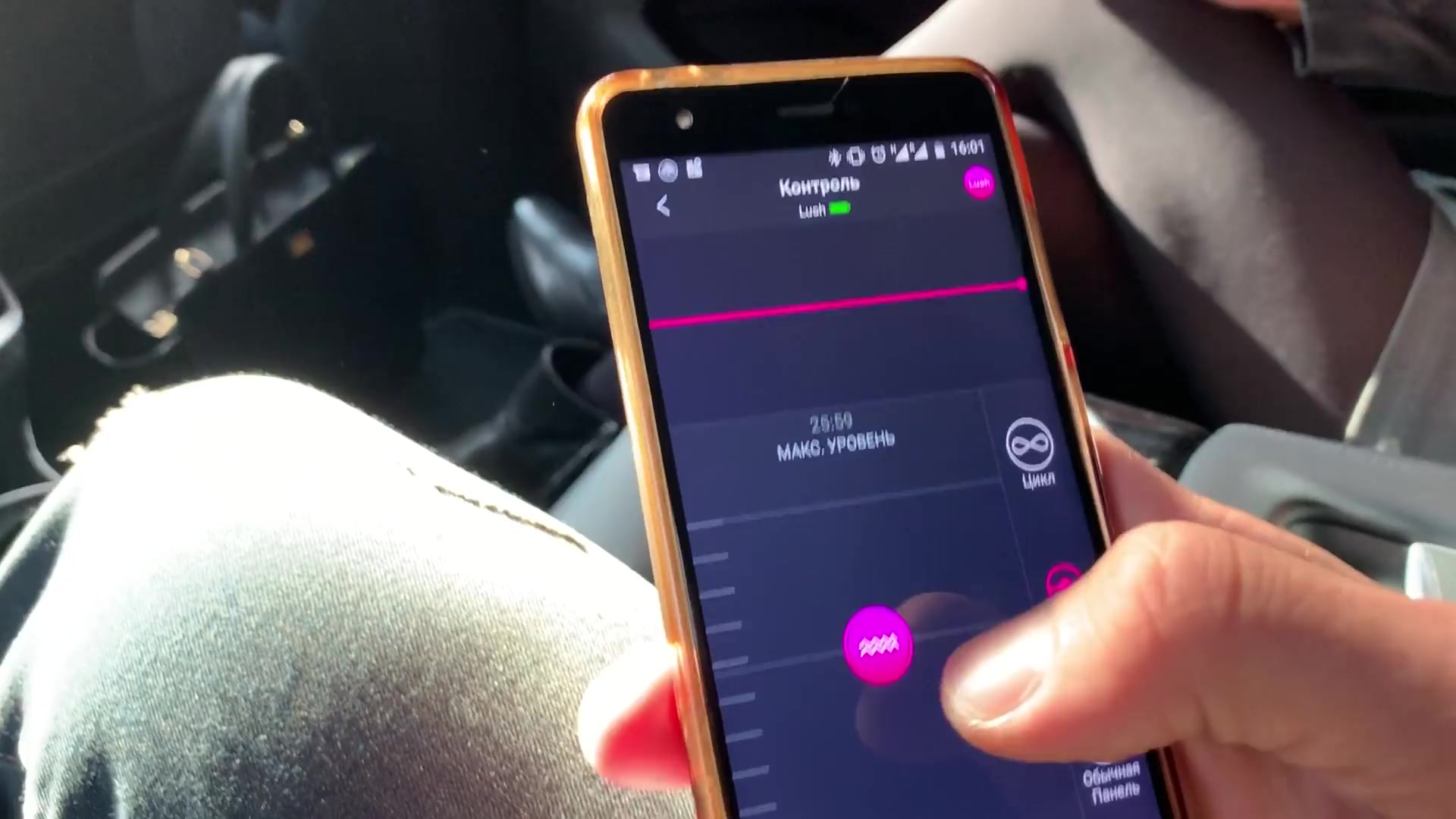Public mastrubation with Lovens Lush in taxi and restaurant